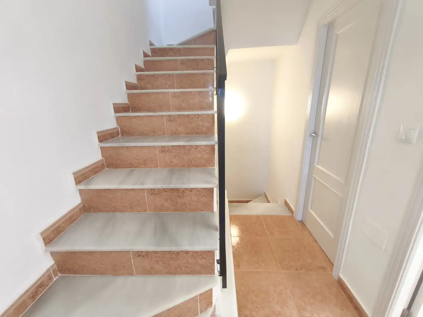 Casa adosada en venta en Orihuela con Aire acondicionado, Piscina y Amueblado