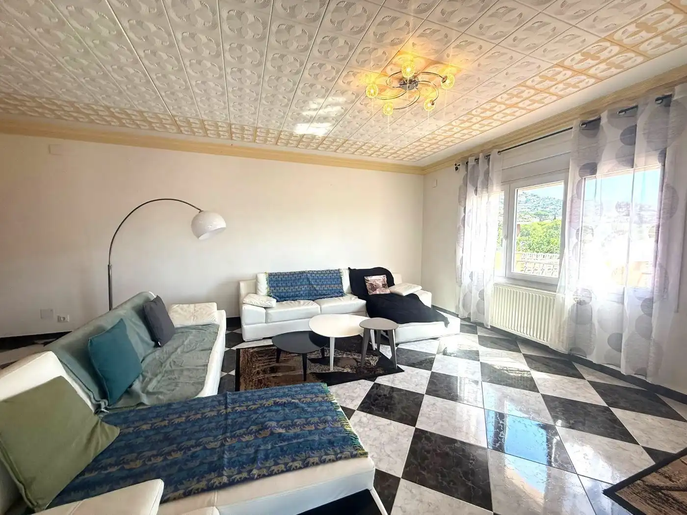 Sala d'estar de Casa o xalet en venda en Roses amb Aire condicionat, Calefacció i Terrassa