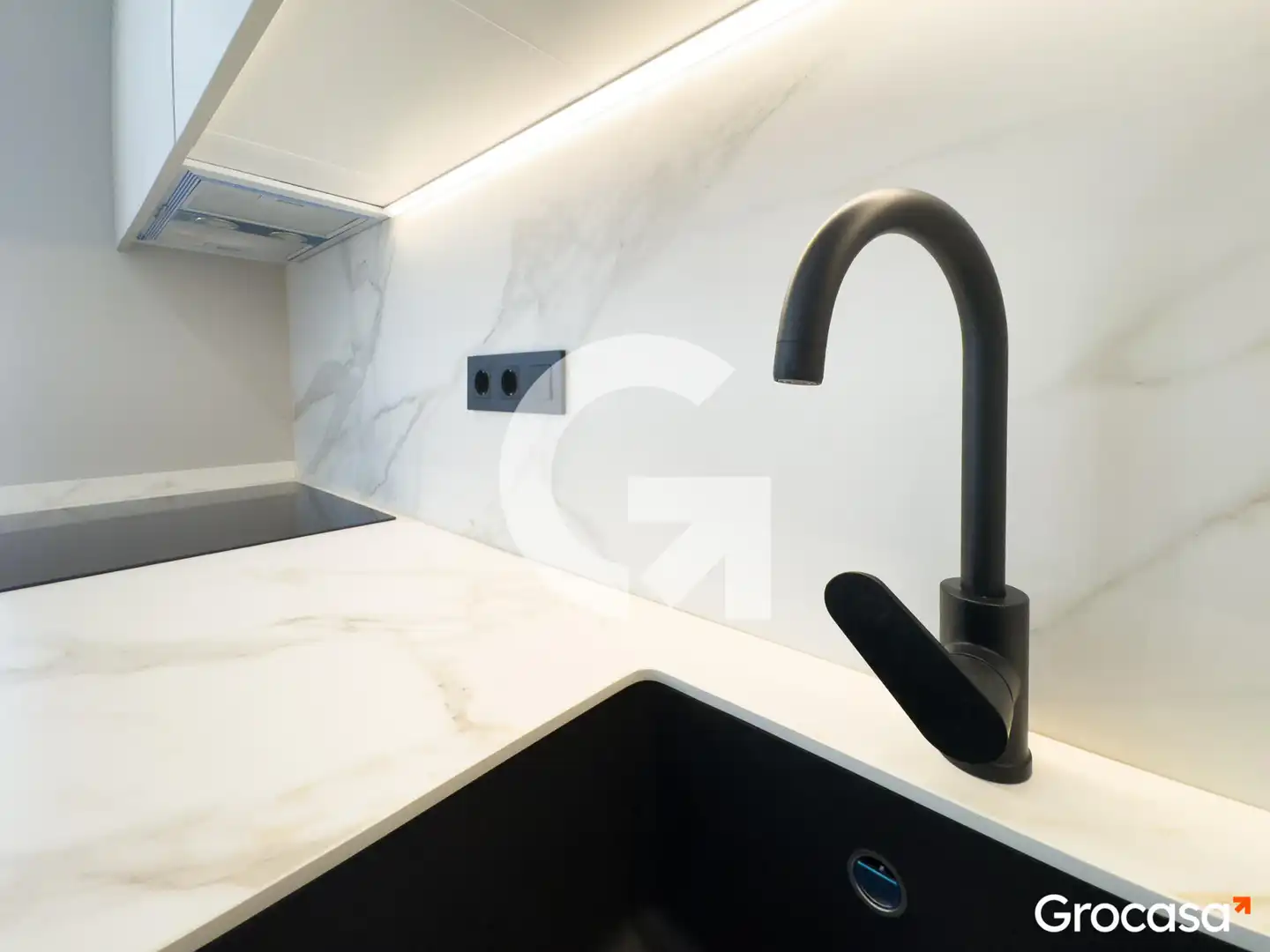 Cocina de Piso en venta en Barcelona con Aire acondicionado, Calefacción y Horno