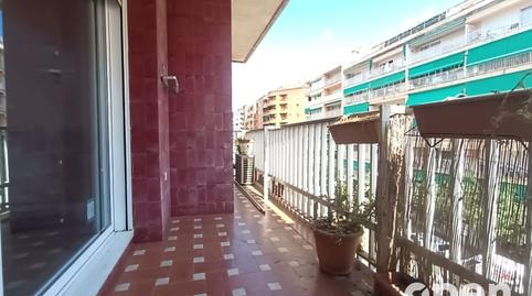 Foto 2 de Piso en venta en Josep Tarradelles, Can Boada, Barcelona