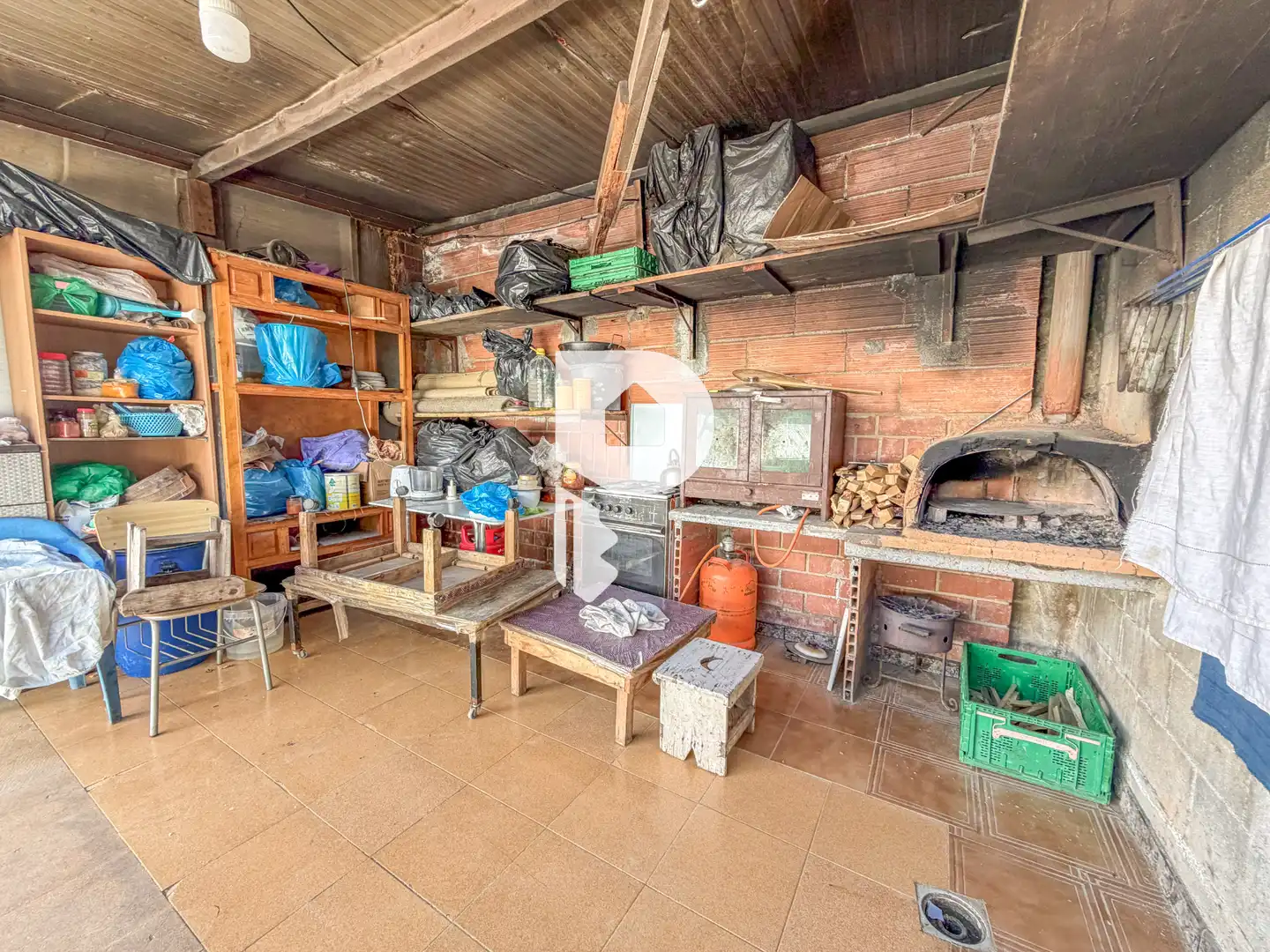 Küche von Haus oder Chalet zum Verkauf in Sant Vicenç Dels Horts mit Terrasse, Abstellraum und Fernseher
