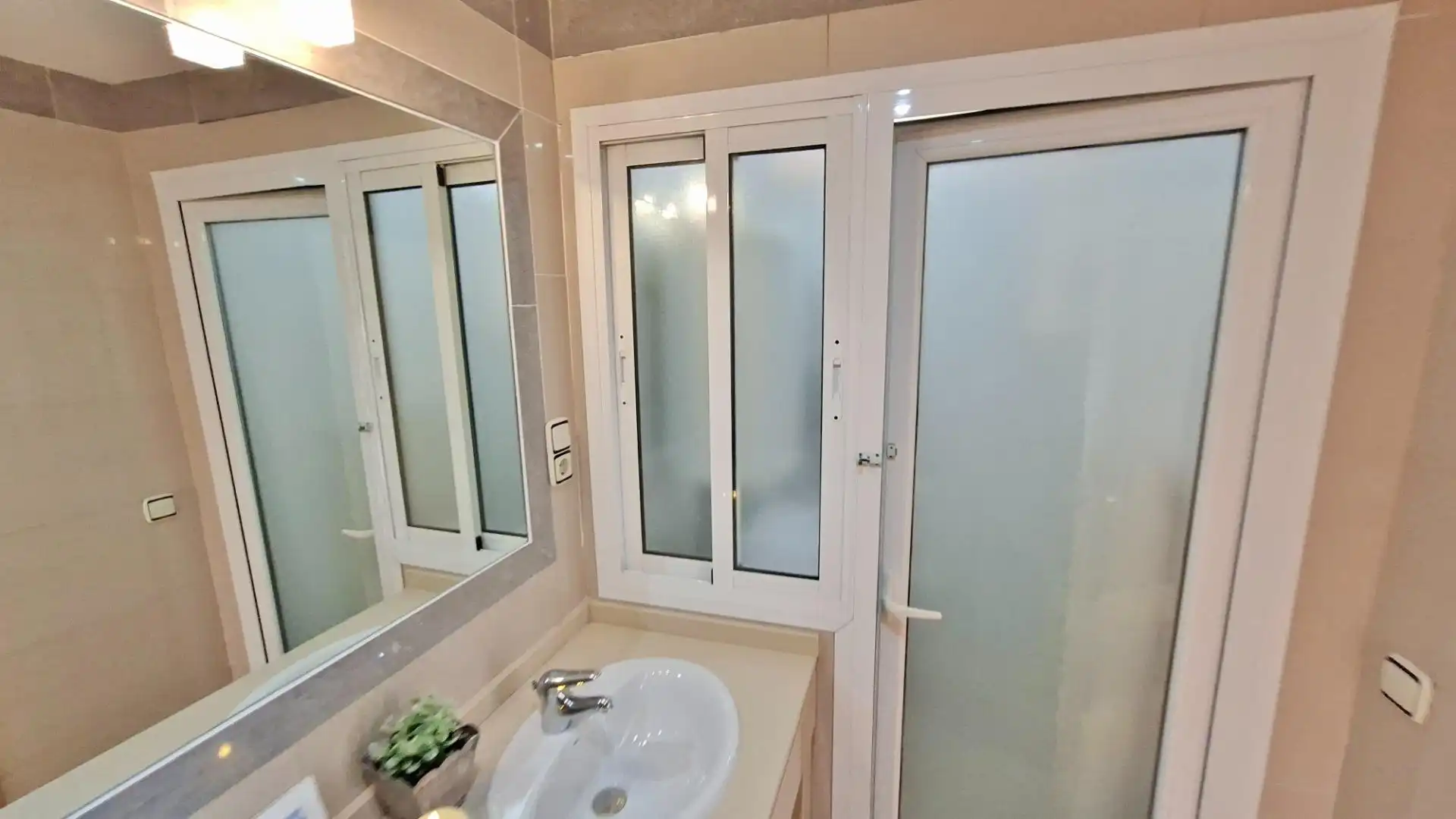 Baño de Apartamento en venta en Carboneras con Jardín privado, Terraza y Alarma