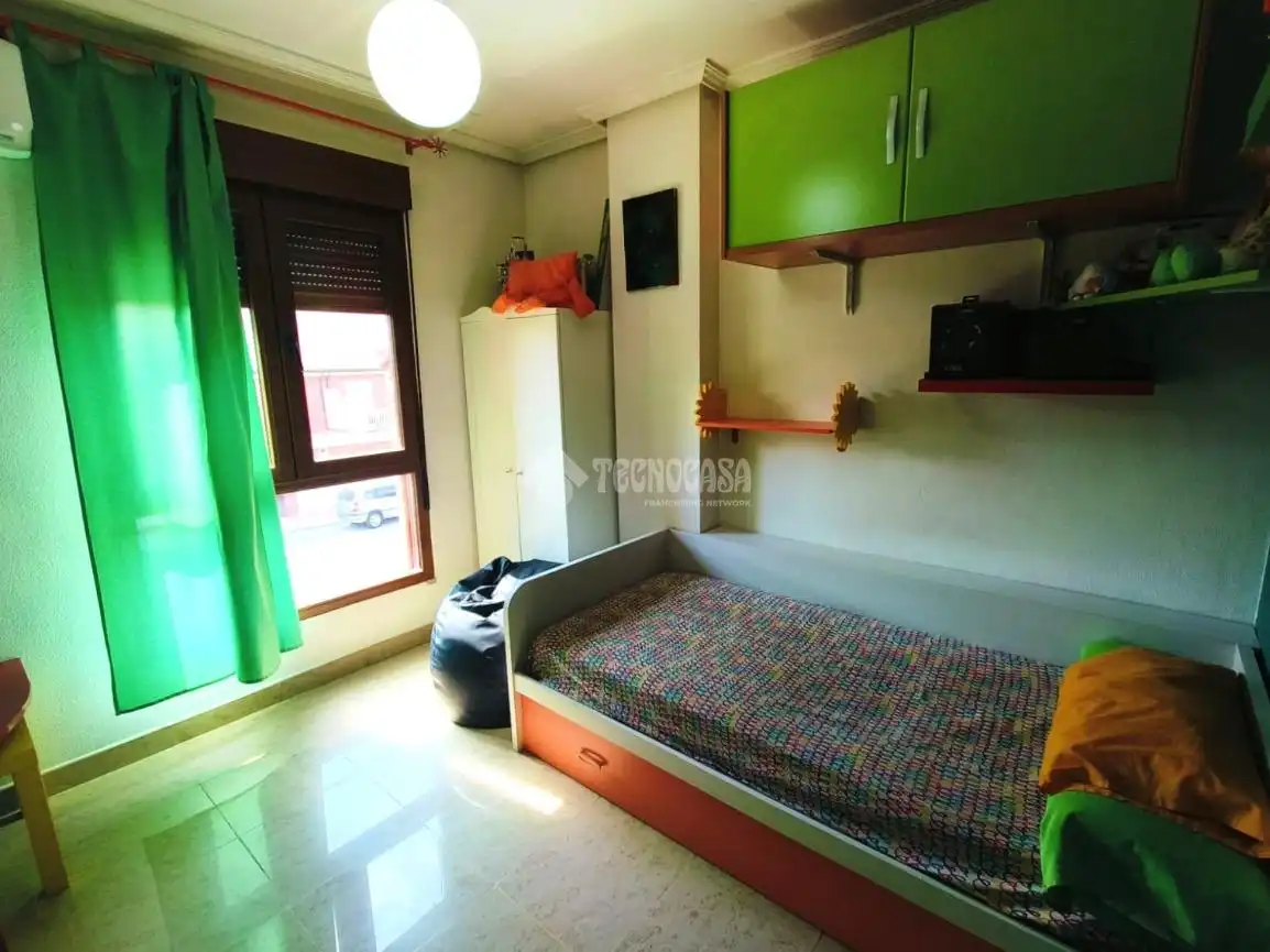 Casa aparellada en venda a Medina del Campo, imagen 26