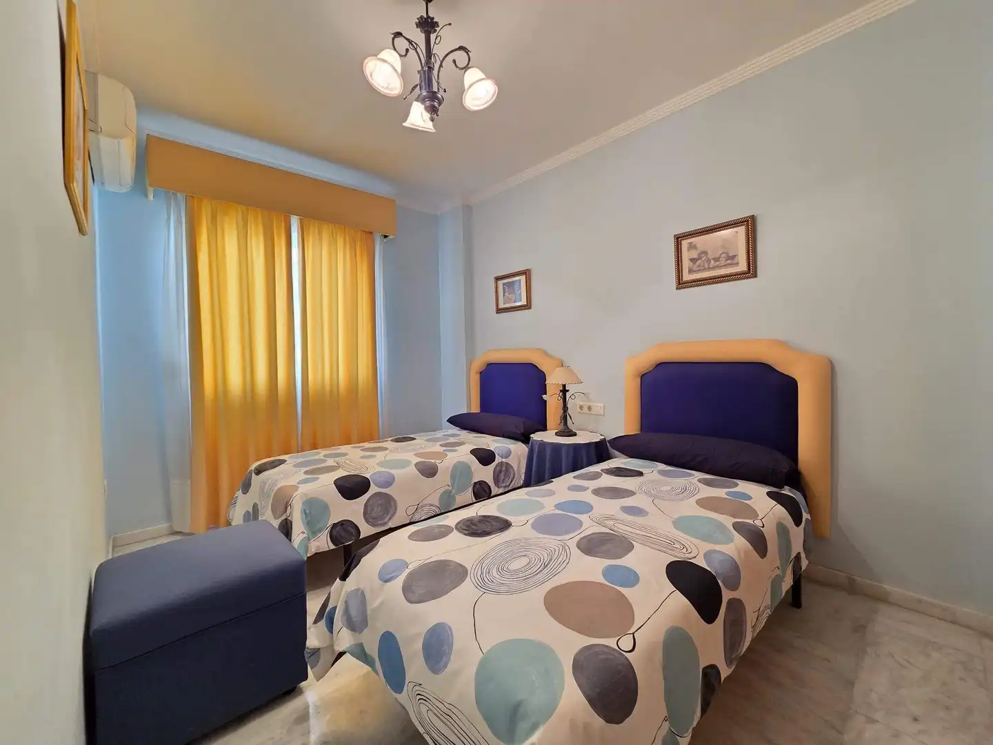 Dormitori de Casa adosada en venda en Gandia amb Aire condicionat, Jardí privat i Terrassa