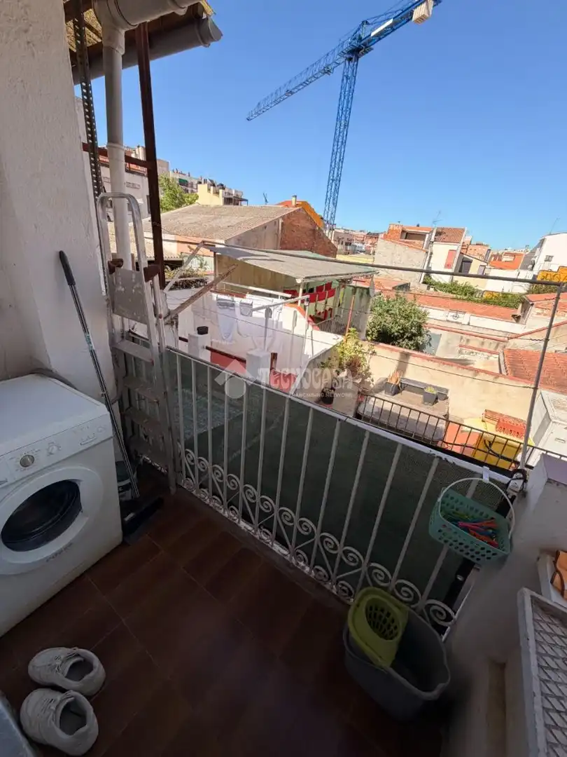 Casa bifamiliare con terrazza in vendita a Centre - Sant Oleguer, imagen 15
