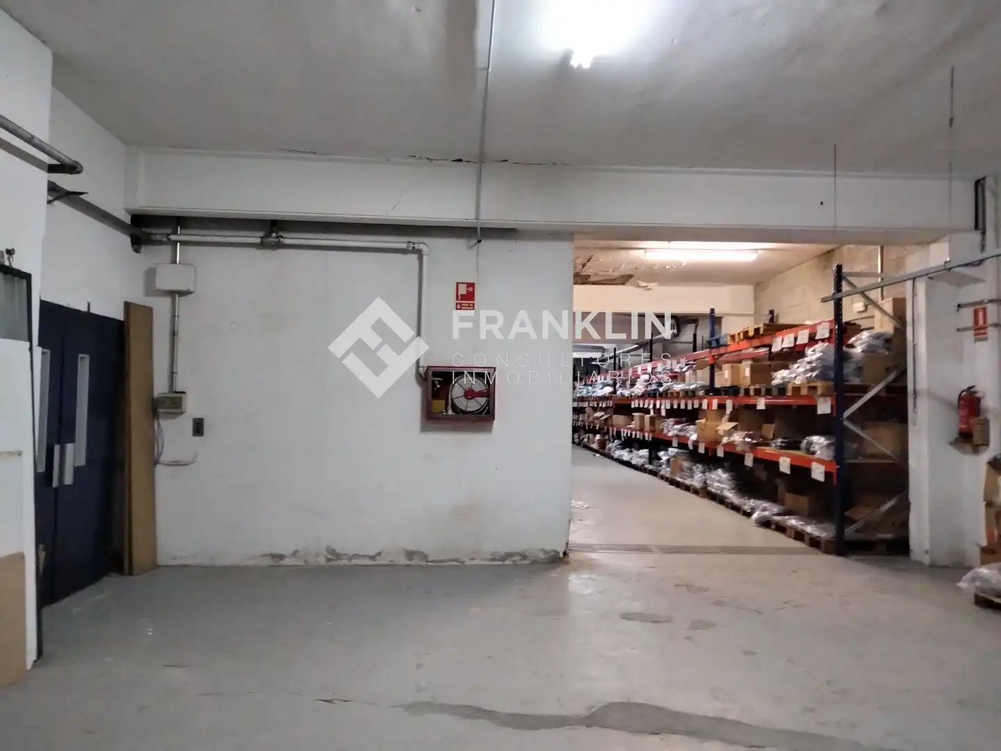 Nau industrial en venda en Pineda de Mar amb Alarma