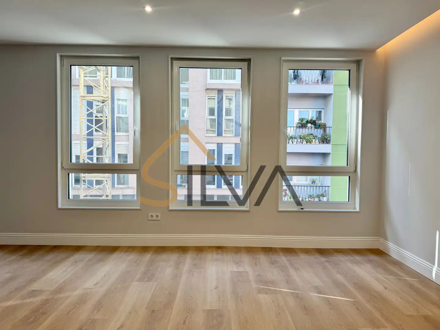 Sala de estar de Piso en venta en Lugo con Calefacción, Horno y Microondas