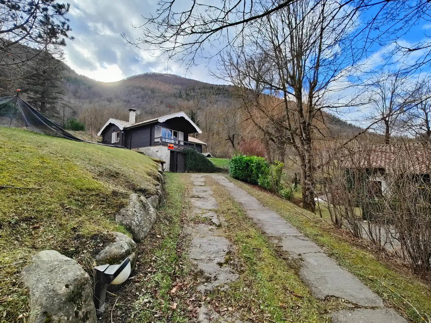 Vista exterior de Casa o xalet en venda en Camprodon amb Jardí privat, Parquet i Terrassa