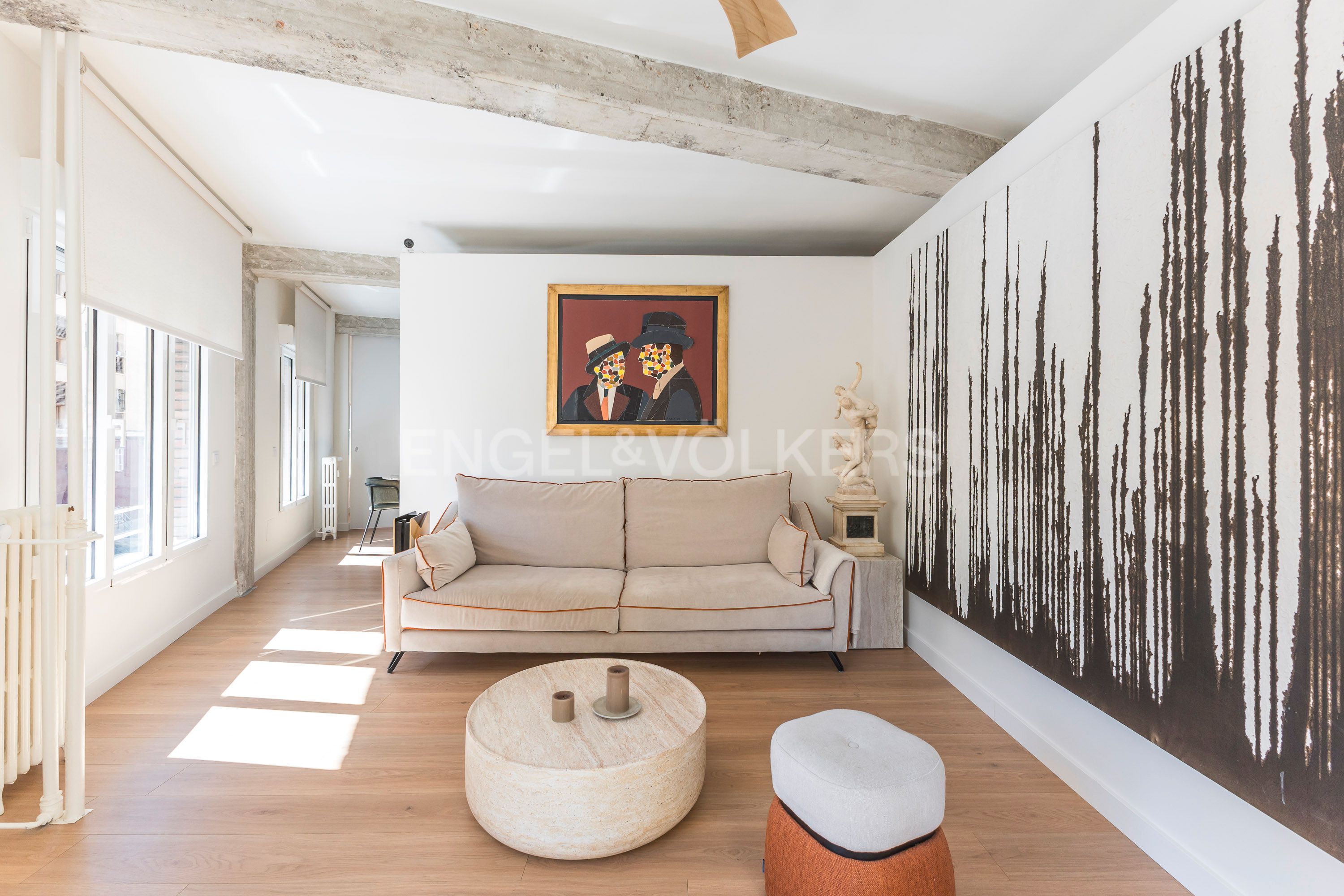 Sala d'estar de Apartament en venda en  Madrid Capital amb Calefacció