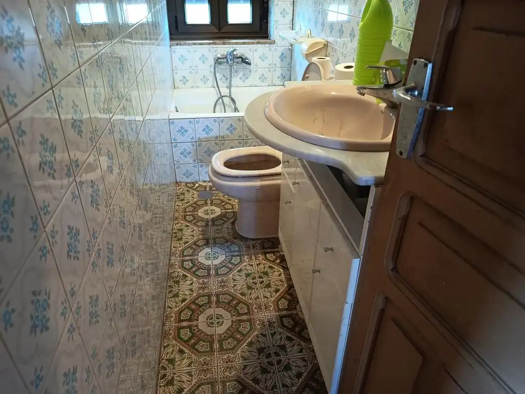 Bany de Casa o xalet en venda en Llanera amb Moblat