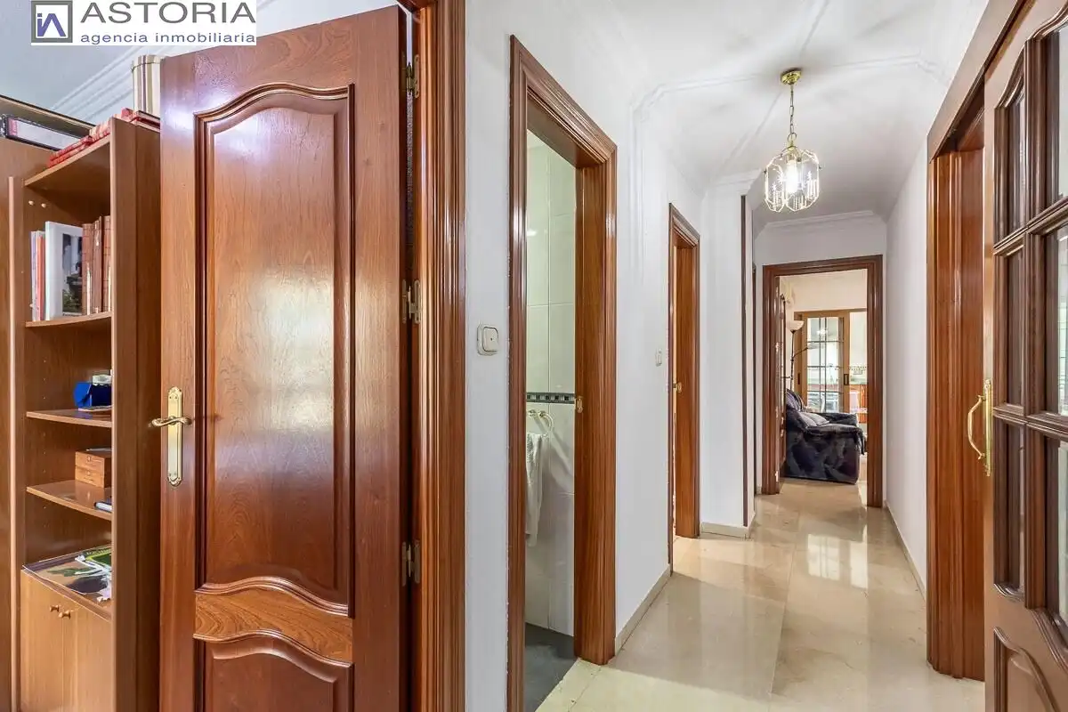Flat with lift for sale in Calle ARQUITECTO JIMENEZ LACAL, imagen 9