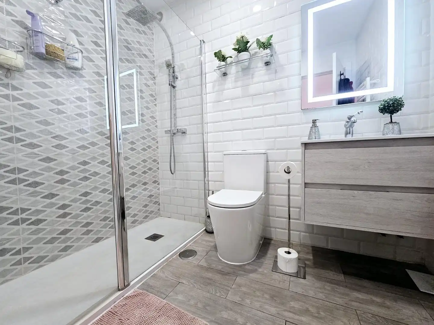 Bany de Apartament en venda en Mazarrón amb Jardí privat, Terrassa i Piscina comunitària