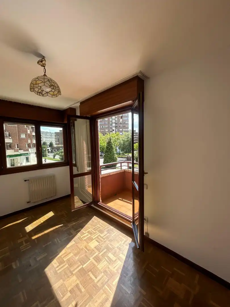 Balcony of Flat for rent in Oviedo   with Heating, Private garden and Terrace