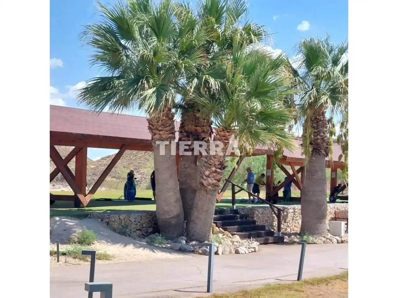 Außenansicht von Wohnung zur Miete in Murcia mit Klimaanlage, Privatgarten und Terrasse