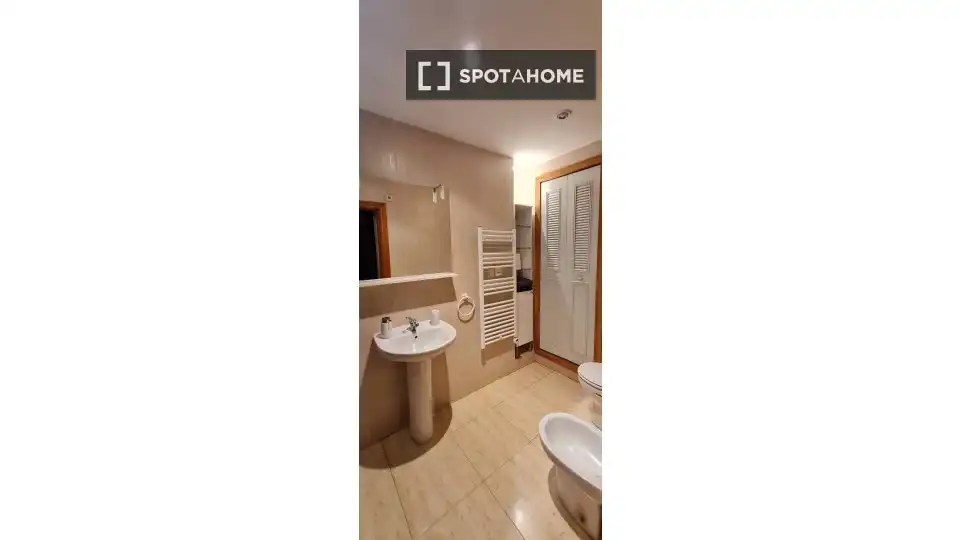 Flat with terrace to rent in L'Eixample, imagen 3
