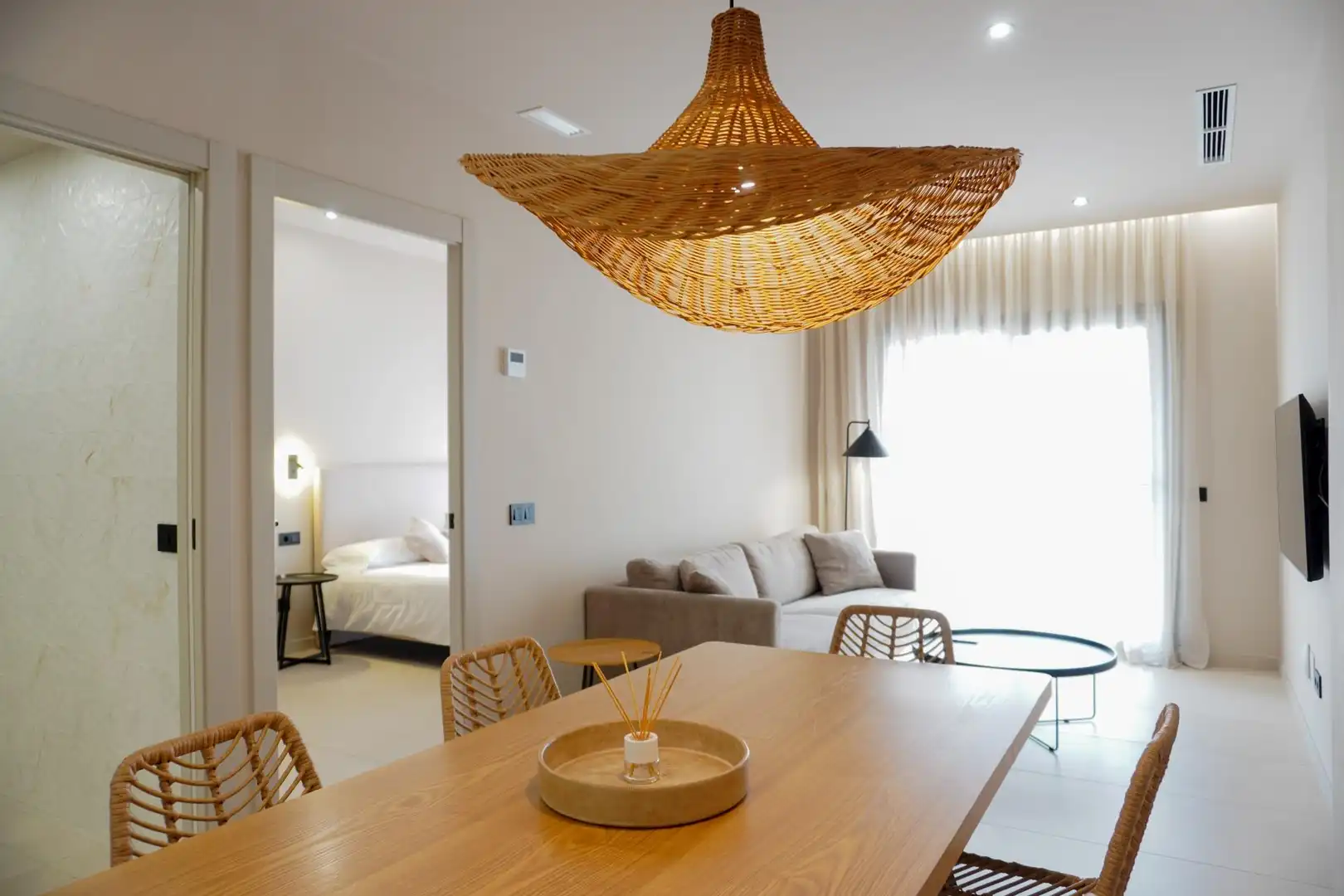 Wohnzimmer von Erdgeschoss zur Miete in Santa Coloma de Gramenet mit Klimaanlage, Heizung und Terrasse