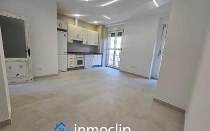 Exterior view of Flat for sale in Salamanca Capital  with Heating