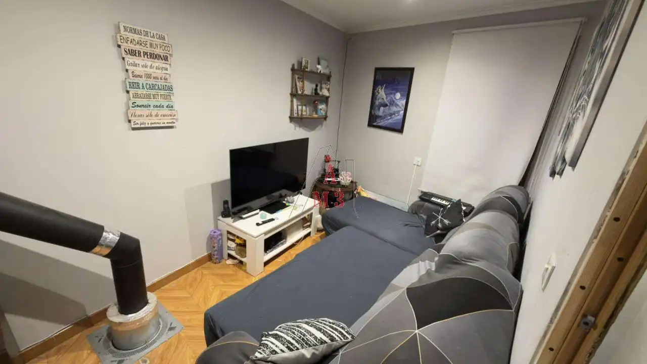 Sala de estar de Casa o chalet en venta en Fresno de la Vega con Calefacción y Amueblado