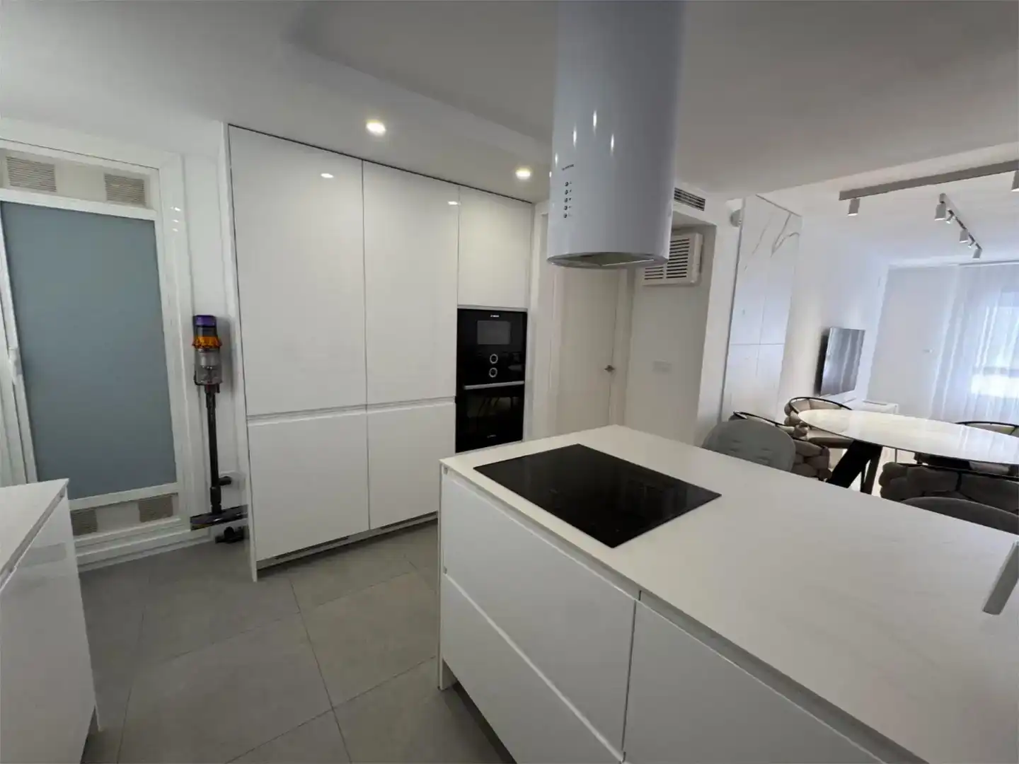 Kitchen of Flat for sale in Paterna  with Air Conditioner, Swimming Pool and Balcony