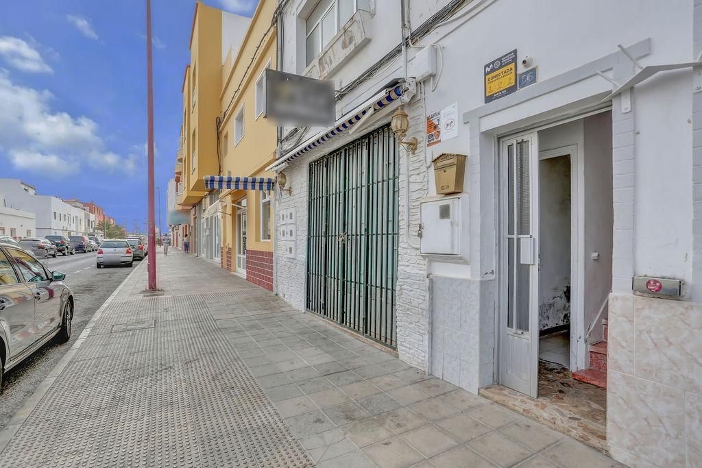 Flat for sale in Calle Calle Almirante Lallemand, El Charco - Las Salinas