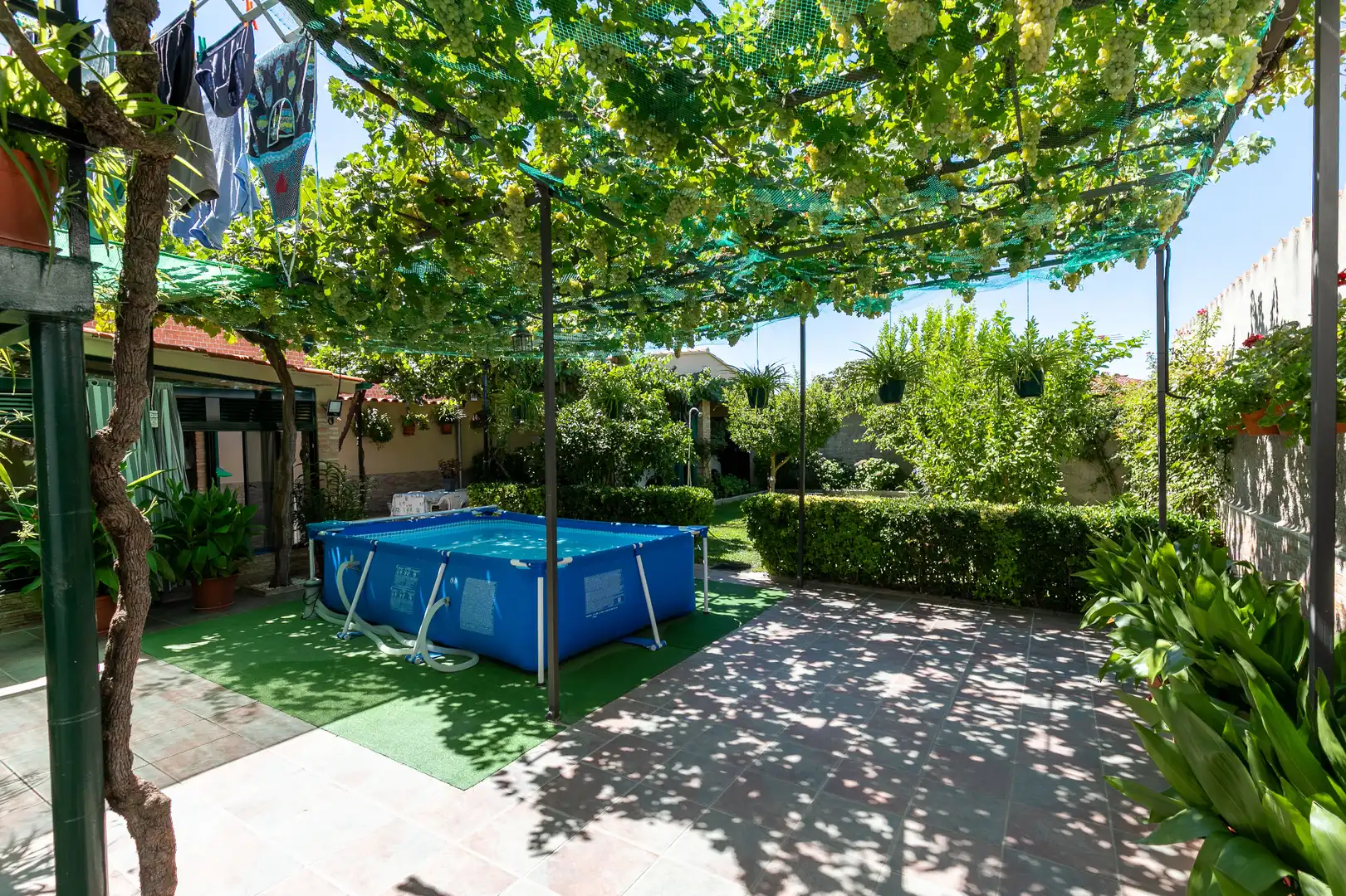 Piscina de Casa adosada en venda en Alagón del Río amb Aire condicionat, Calefacció i Jardí privat