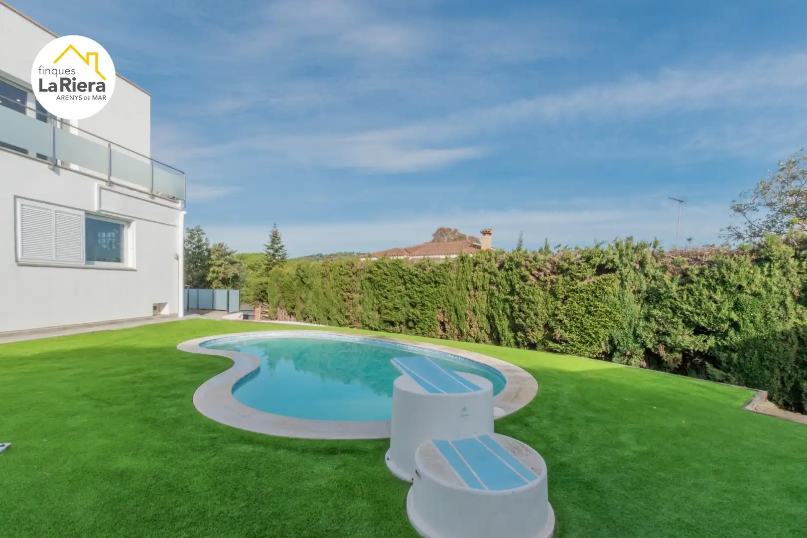 Piscina de Casa o xalet en venda en Arenys de Mar amb Aire condicionat, Calefacció i Jardí privat