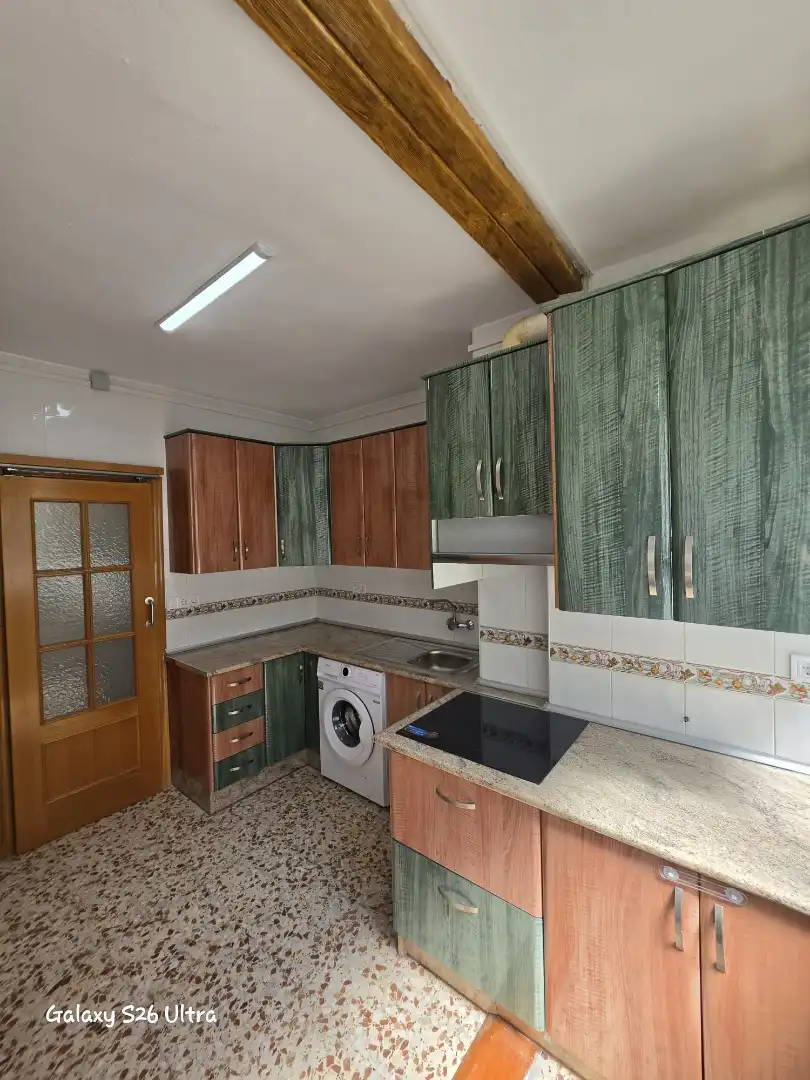Cocina de Piso de alquiler en La Unión con Amueblado, Horno y Lavadora