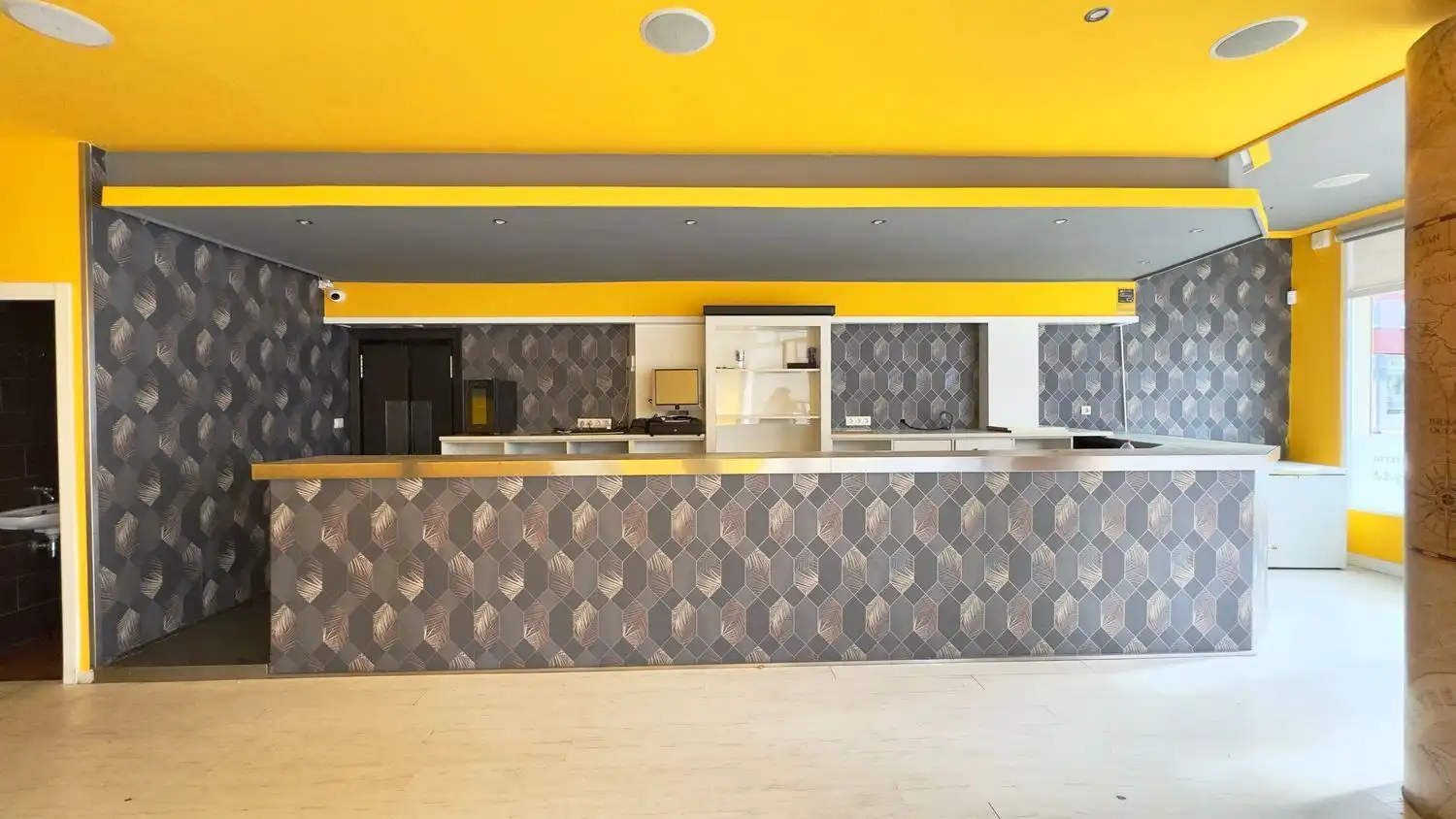 Local comercial en venta en Camino de Castela, imagen 3