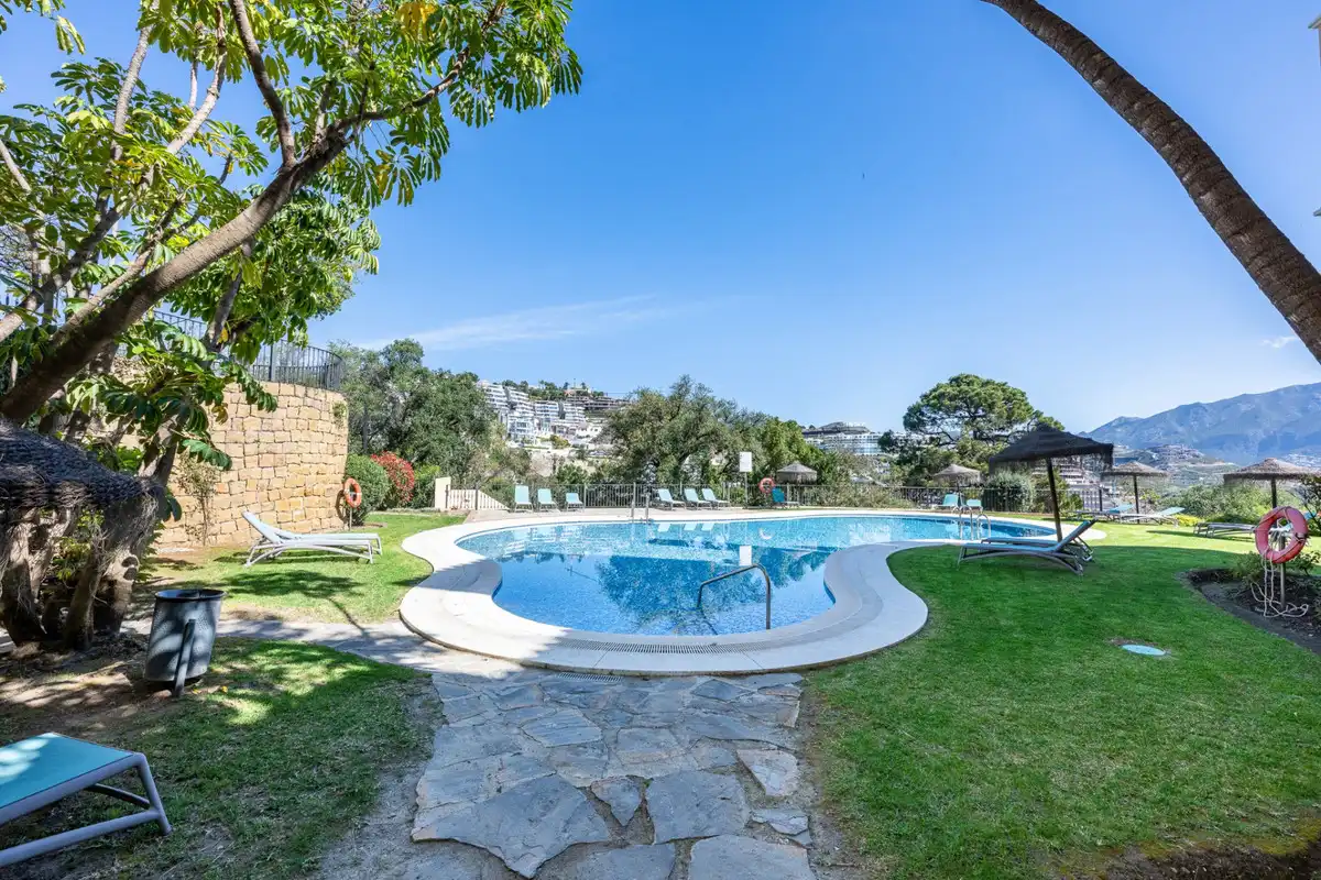 Piso con terraza en venta en Urbanizacion el Herrojo 2, imagen 37