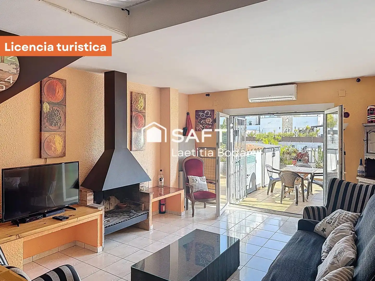 Vista exterior de Casa adosada en venta en Empuriabrava con Aire acondicionado, Calefacción y Terraza