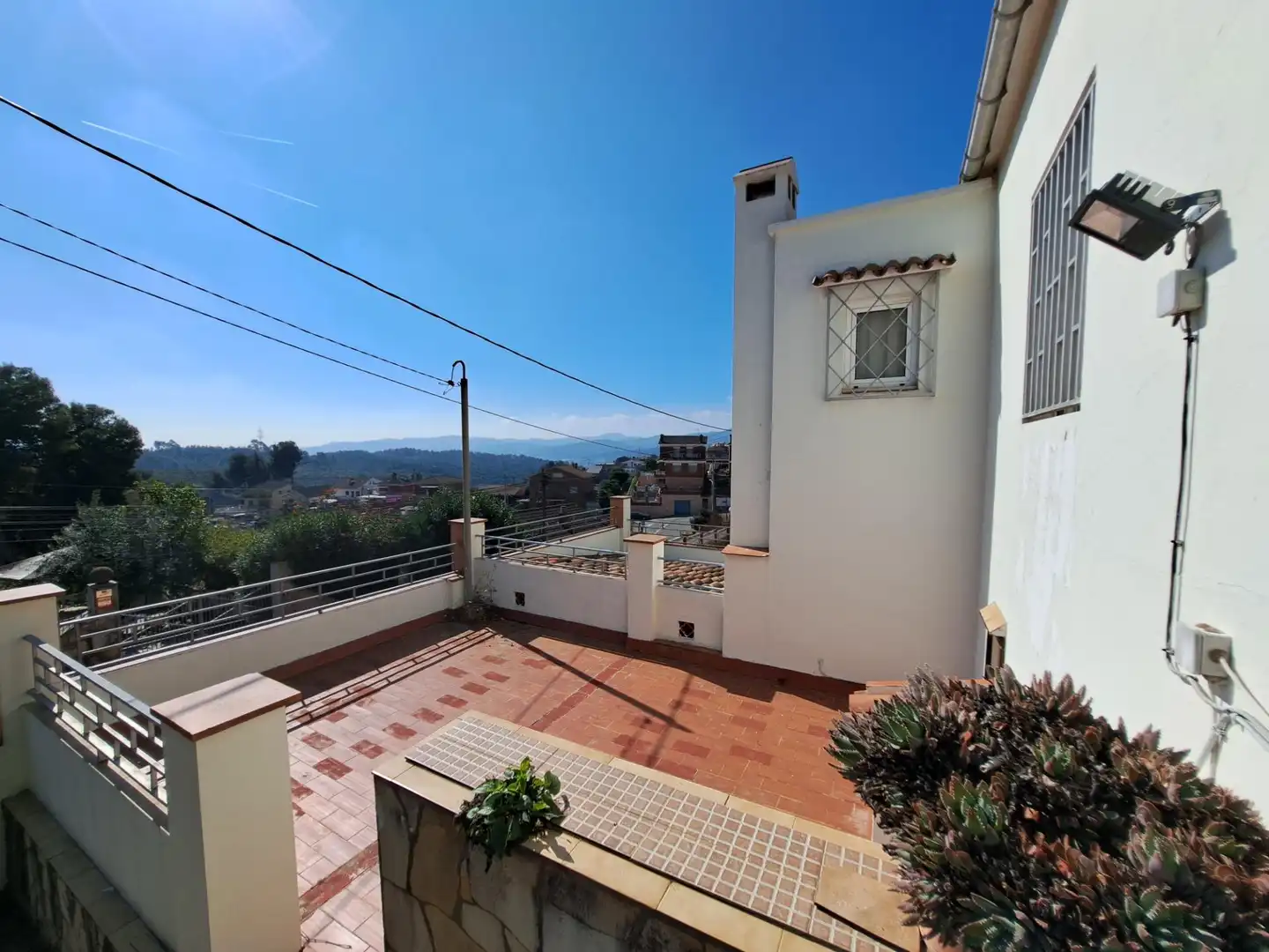 Vista exterior de Casa o chalet en venta en Castellbisbal