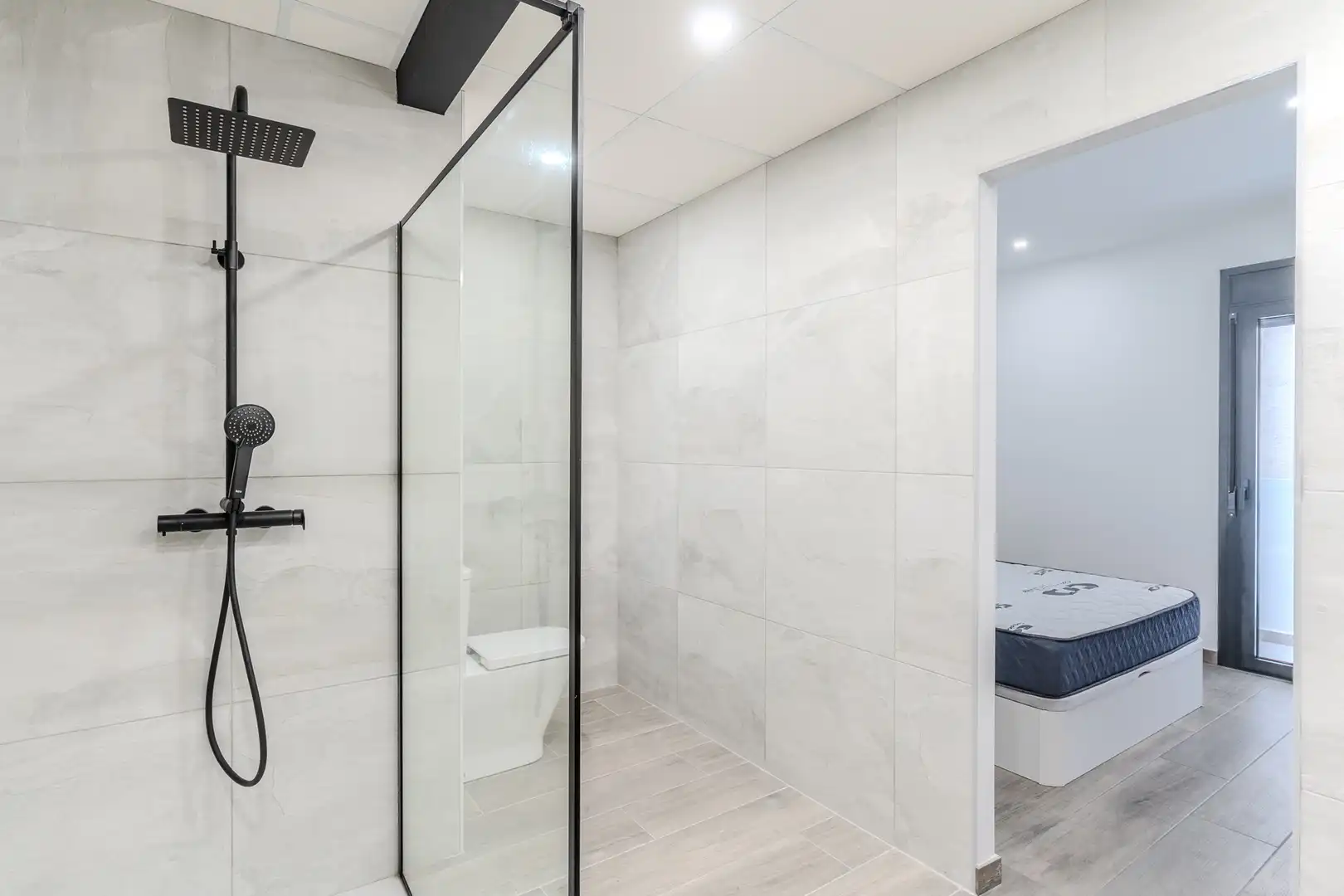 Baño de Piso en venta en La Ràpita con Aire acondicionado, Calefacción y Terraza