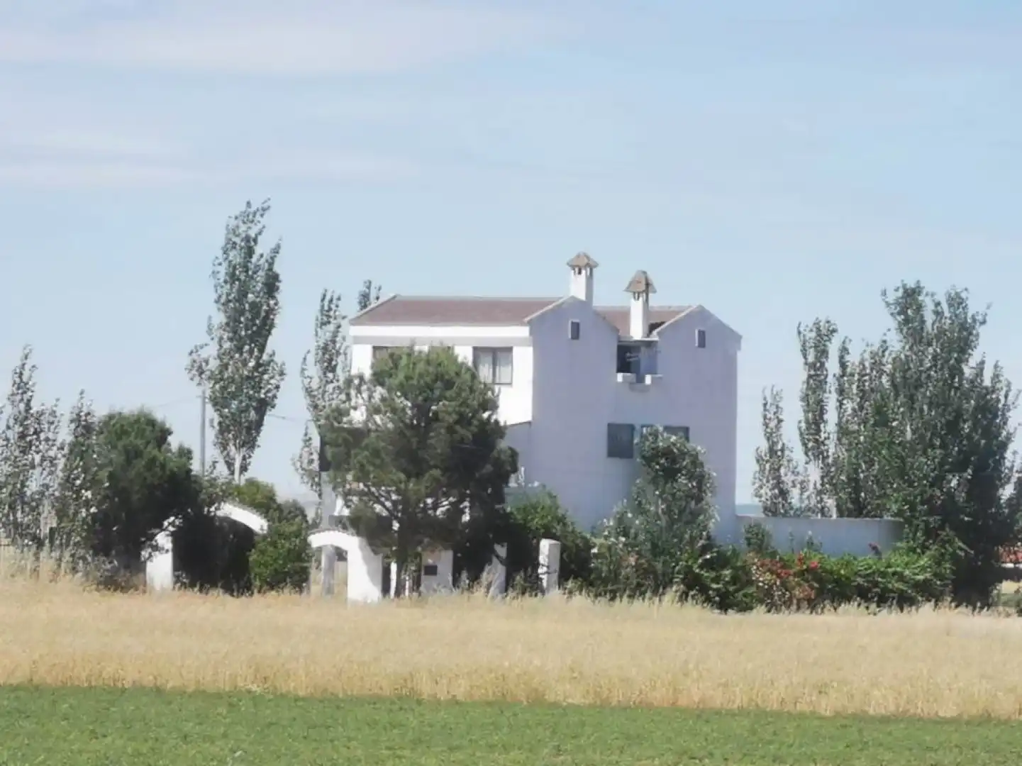 Außenansicht von Haus oder Chalet zum Verkauf in Castellanos de Villiquera mit Heizung, Privatgarten und Terrasse