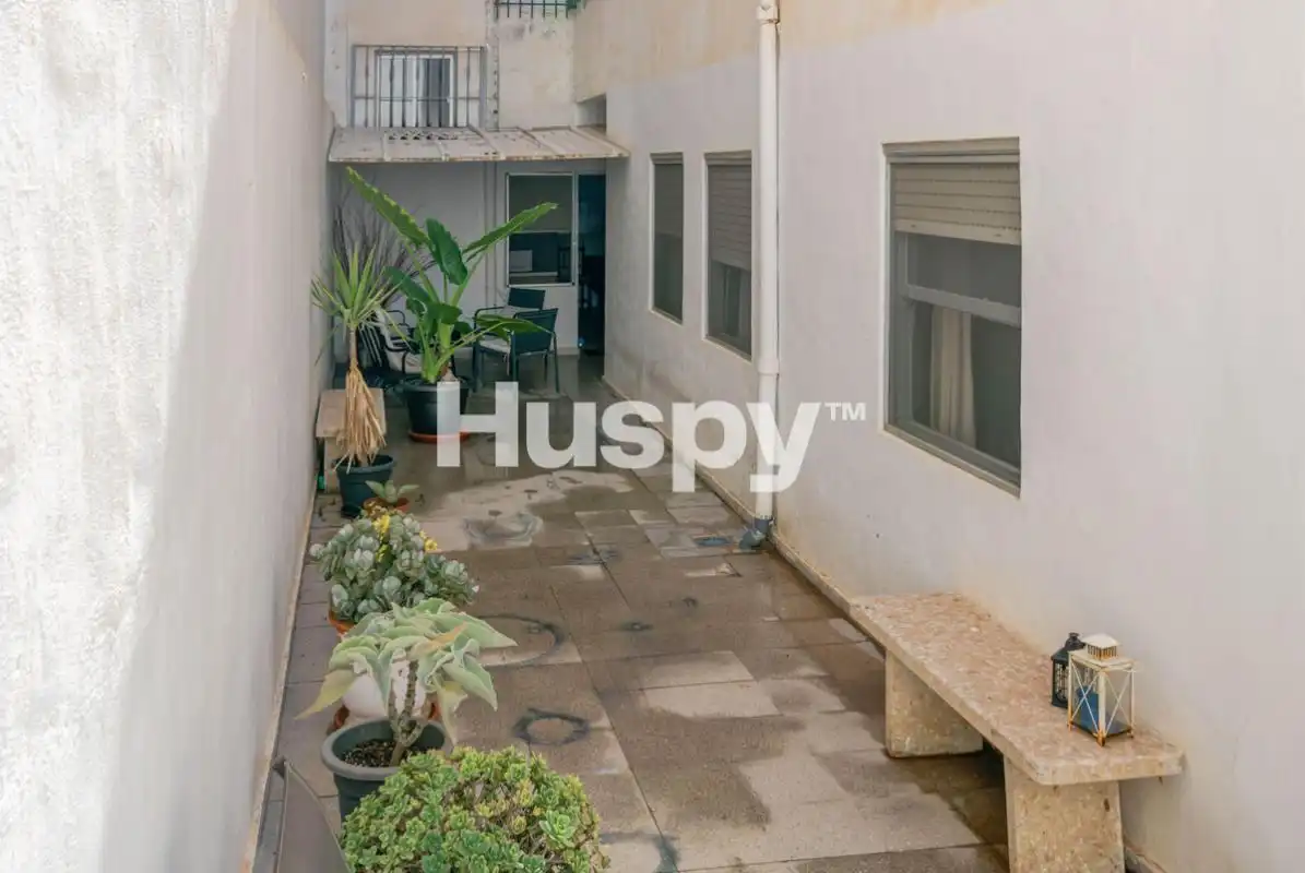 Vista exterior de Planta baja en venta en Playa de los Locos