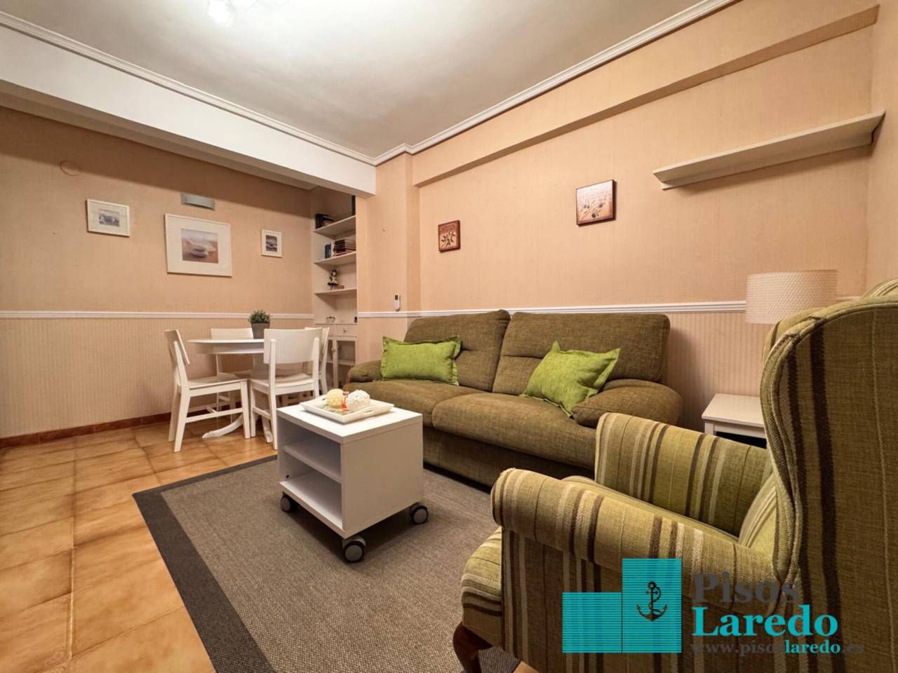 Sala de estar de Piso en venta en Laredo con Amueblado