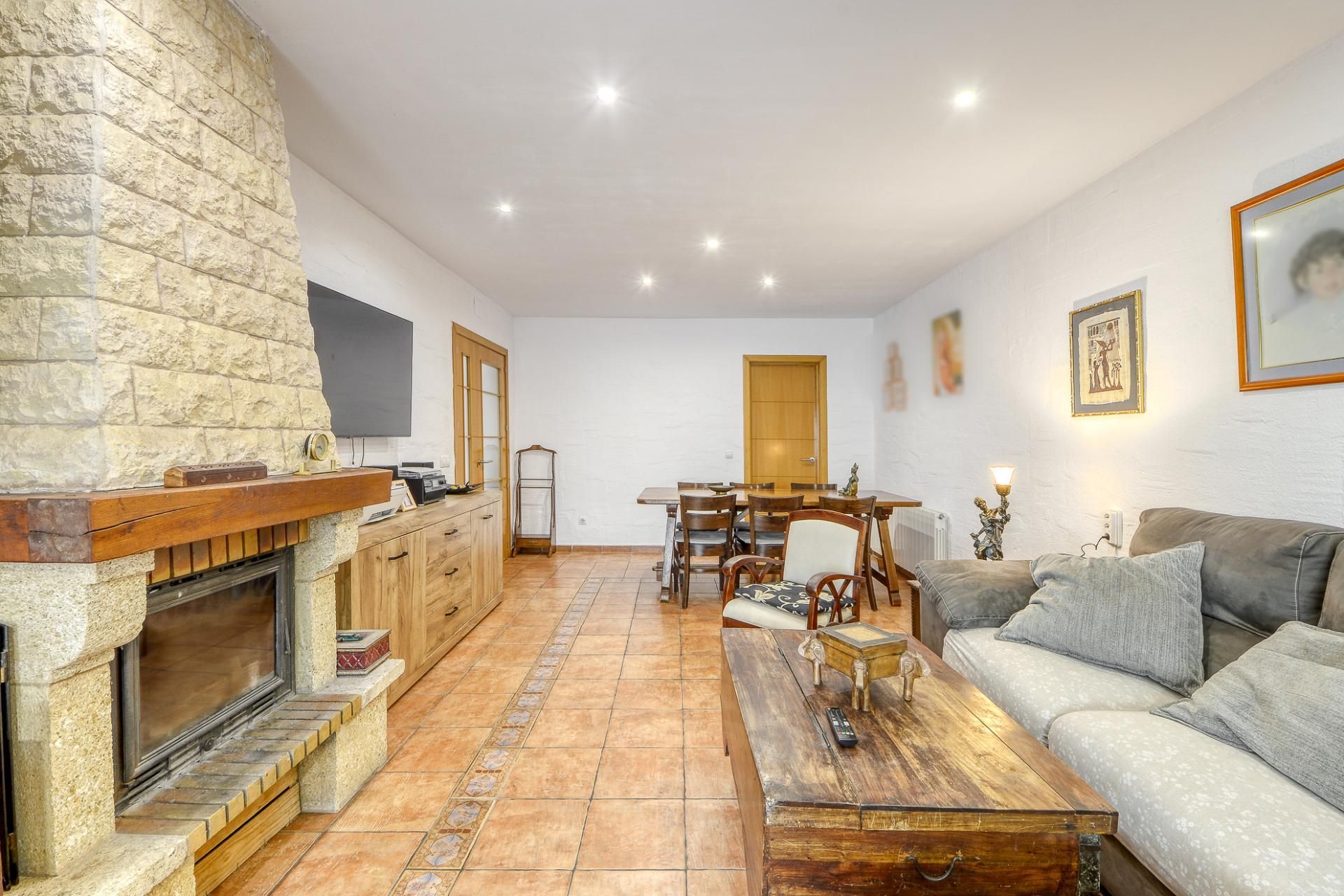 Living room of Single-family semi-detached for sale in El Far d'Empordà  with Air Conditioner, Heating and Private garden
