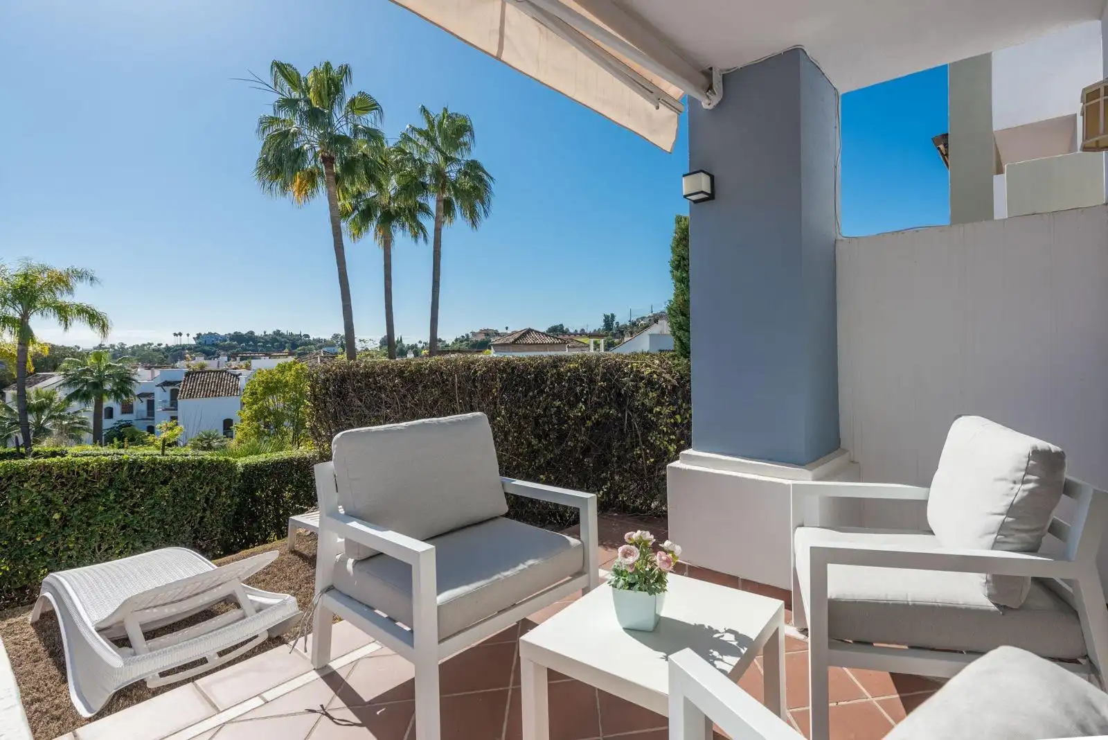 Terraza de Planta baja en venta en Benahavís con Aire acondicionado, Terraza y Piscina