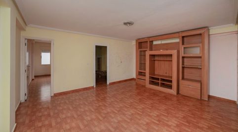 Foto 2 de Piso en venta en C/ Maldonado, El Acequión, Torrevieja