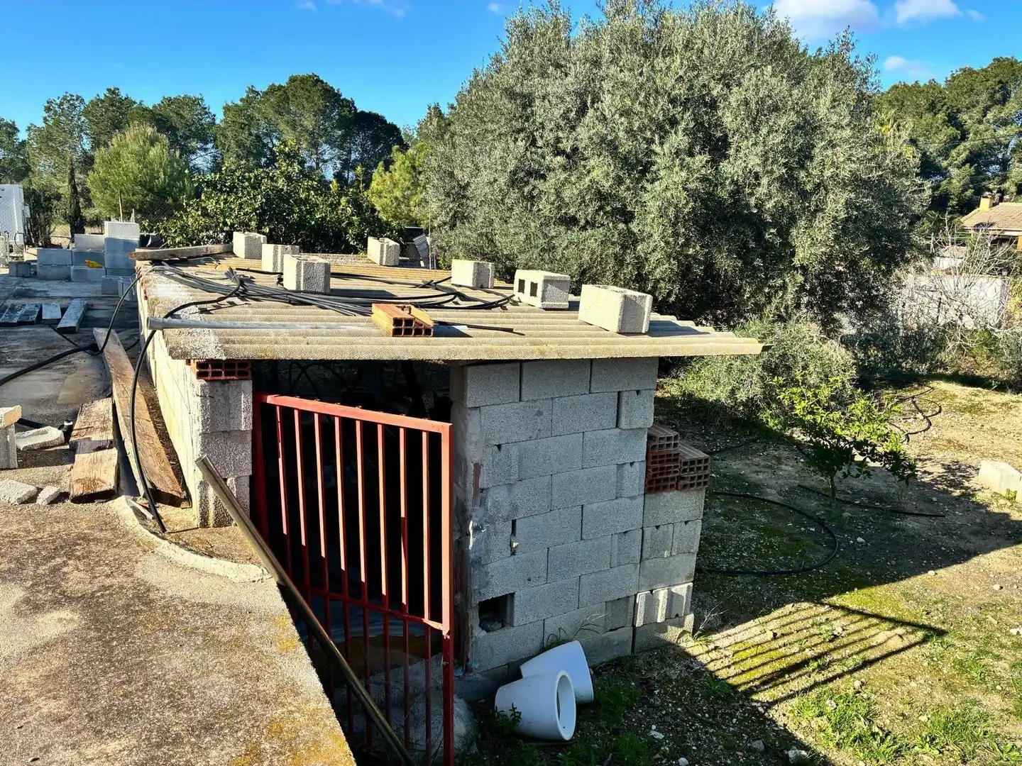 Vista exterior de Casa o xalet en venda en Molina de Segura amb Piscina i Piscina comunitària