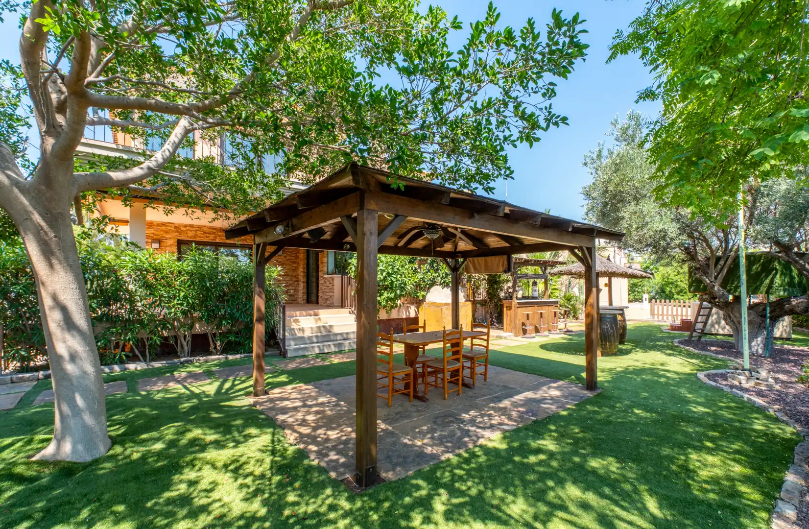 Garden of Houses for sale in El Campello  with Air Conditioner, Heating and Private garden