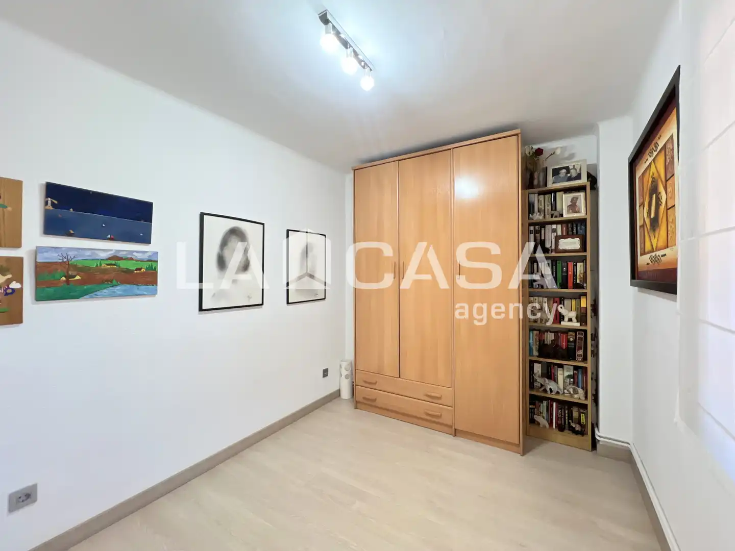 Piso en venta en Badalona con Calefacción y Balcón