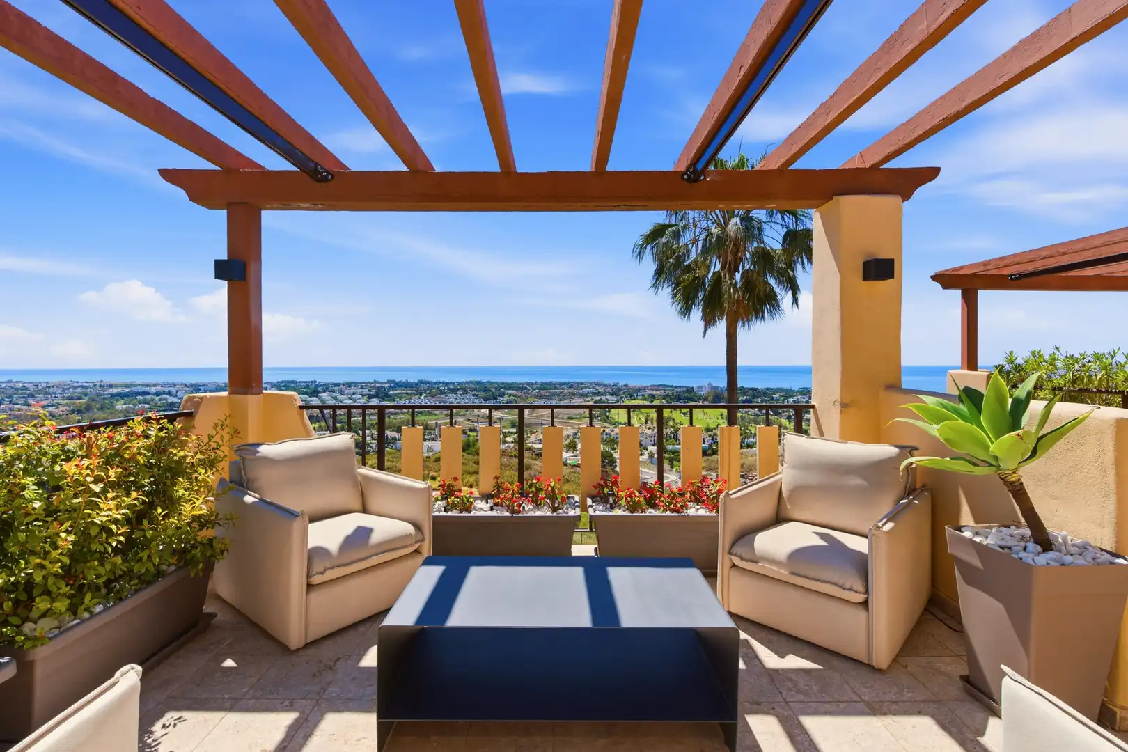 Penthouse with pool for sale in El Paraíso, imagen 16