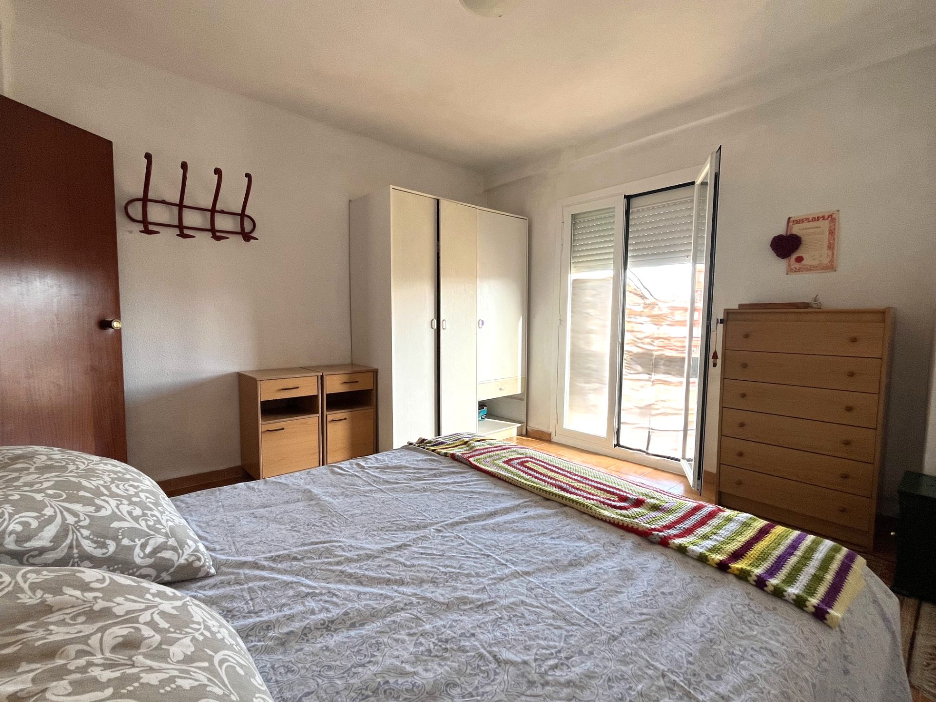 Bedroom of Flat for sale in  Valencia Capital  with Furnished, Balcony and Alarm