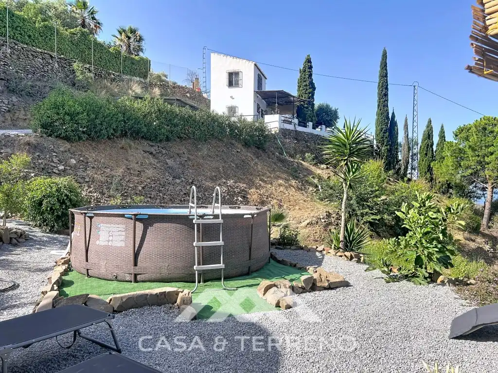 Houses for sale in Diseminados Benamayor, Cómpeta