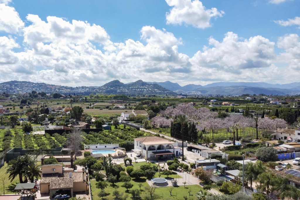 Vista exterior de Casa o xalet en venda en Dénia amb Terrassa i Traster