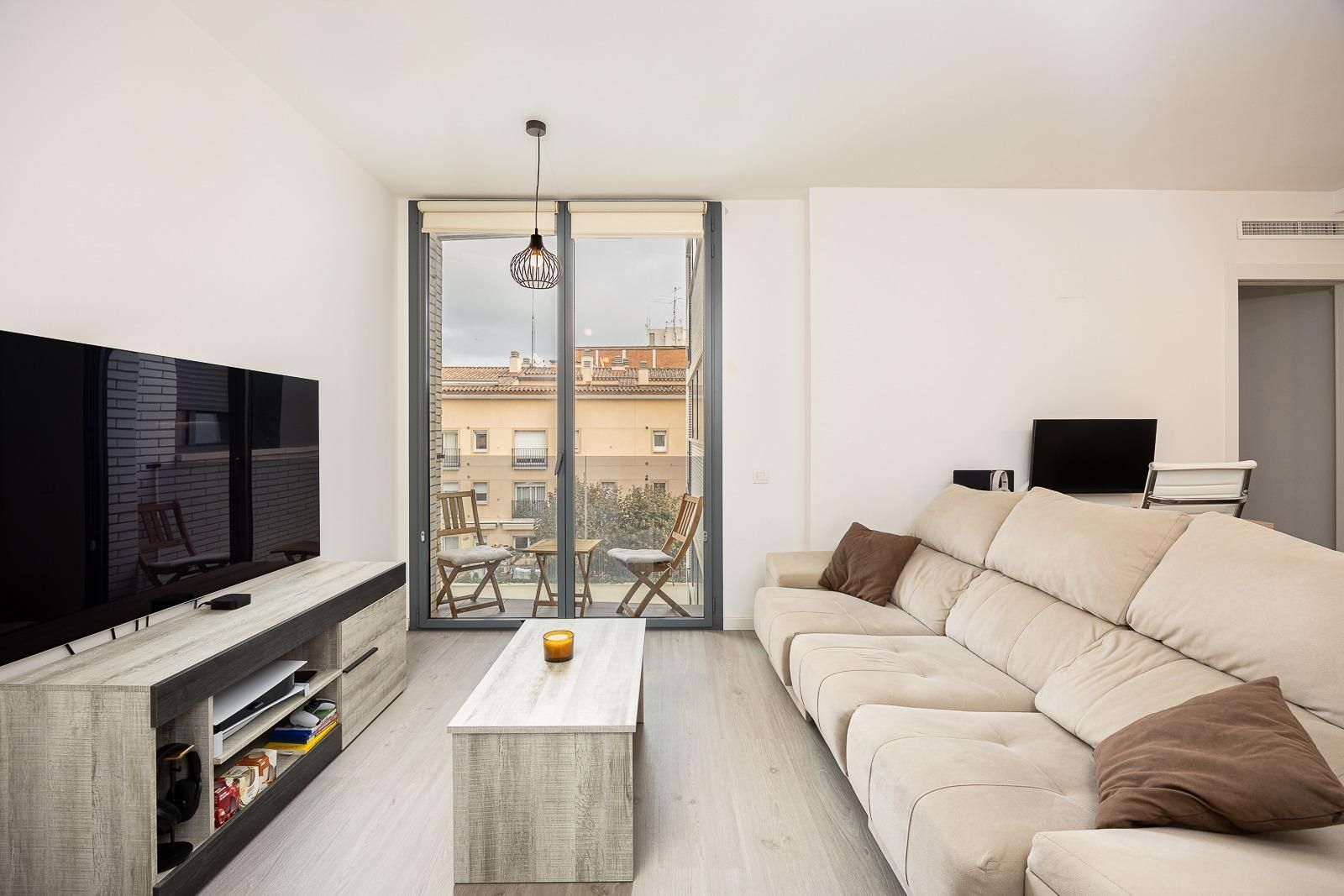 Living room of Flat for sale in Badalona  with Air Conditioner, Heating and Private garden