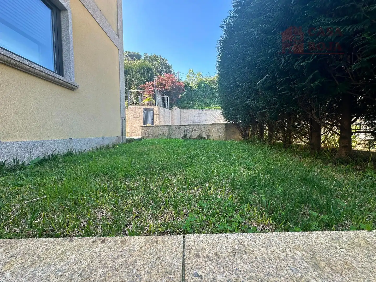 Jardí de Casa o xalet en venda en Cangas  amb Calefacció, Terrassa i Traster