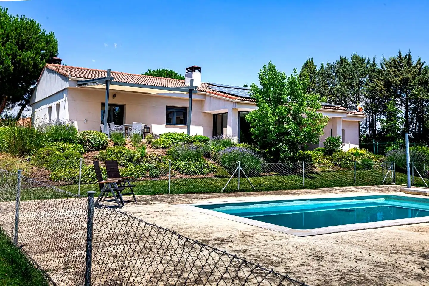 House with pool for sale in El Olivar de Mirabal, imagen 3