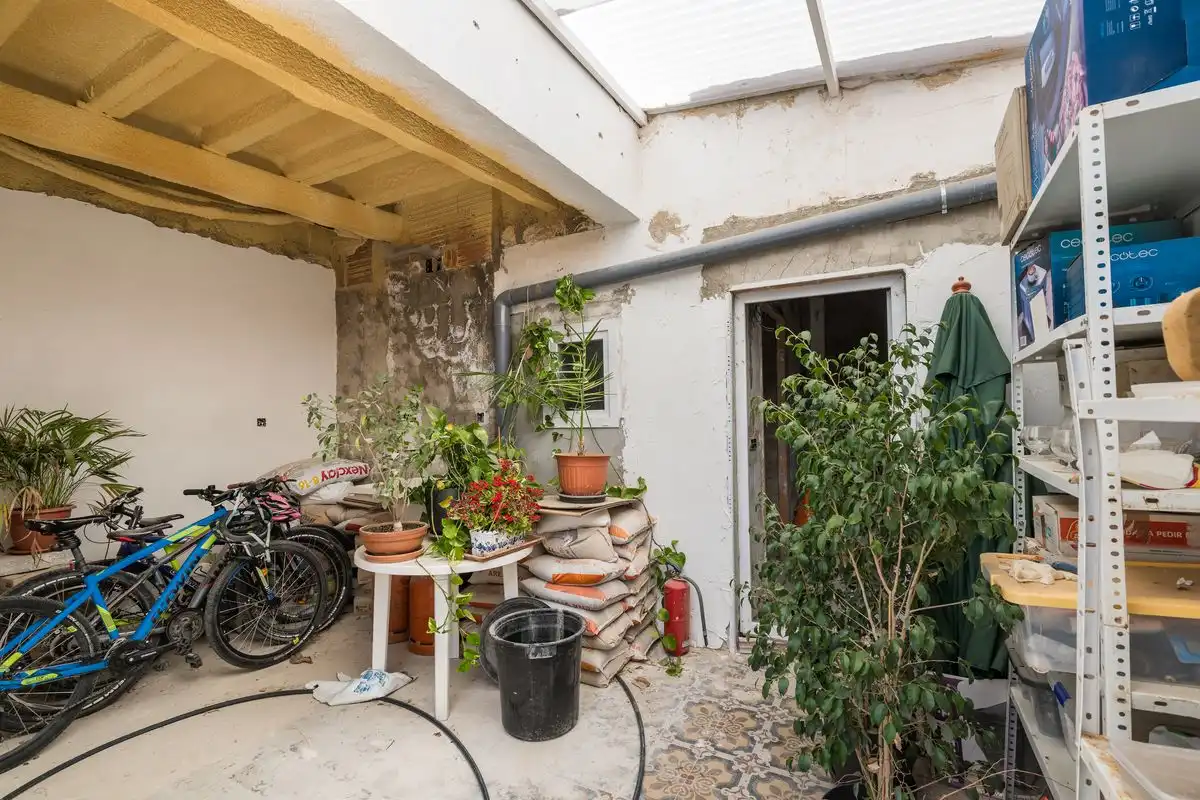 Einfamilien-Reihenhaus zum Verkauf in Mutxamel mit Klimaanlage, Heizung und Terrasse