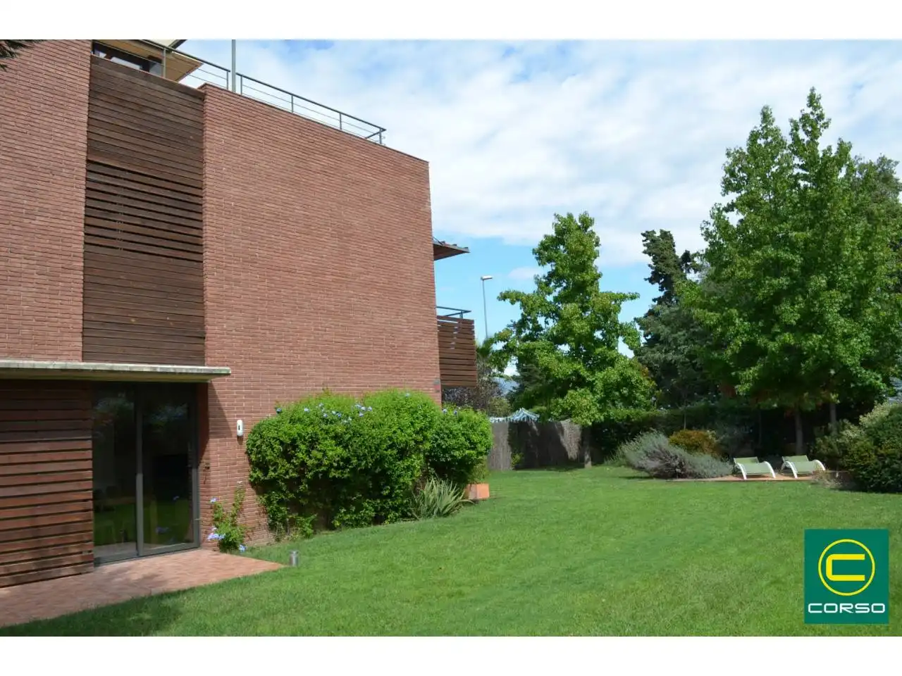 Exterior view of Houses for sale in Canovelles  with Heating, Terrace and Alarm